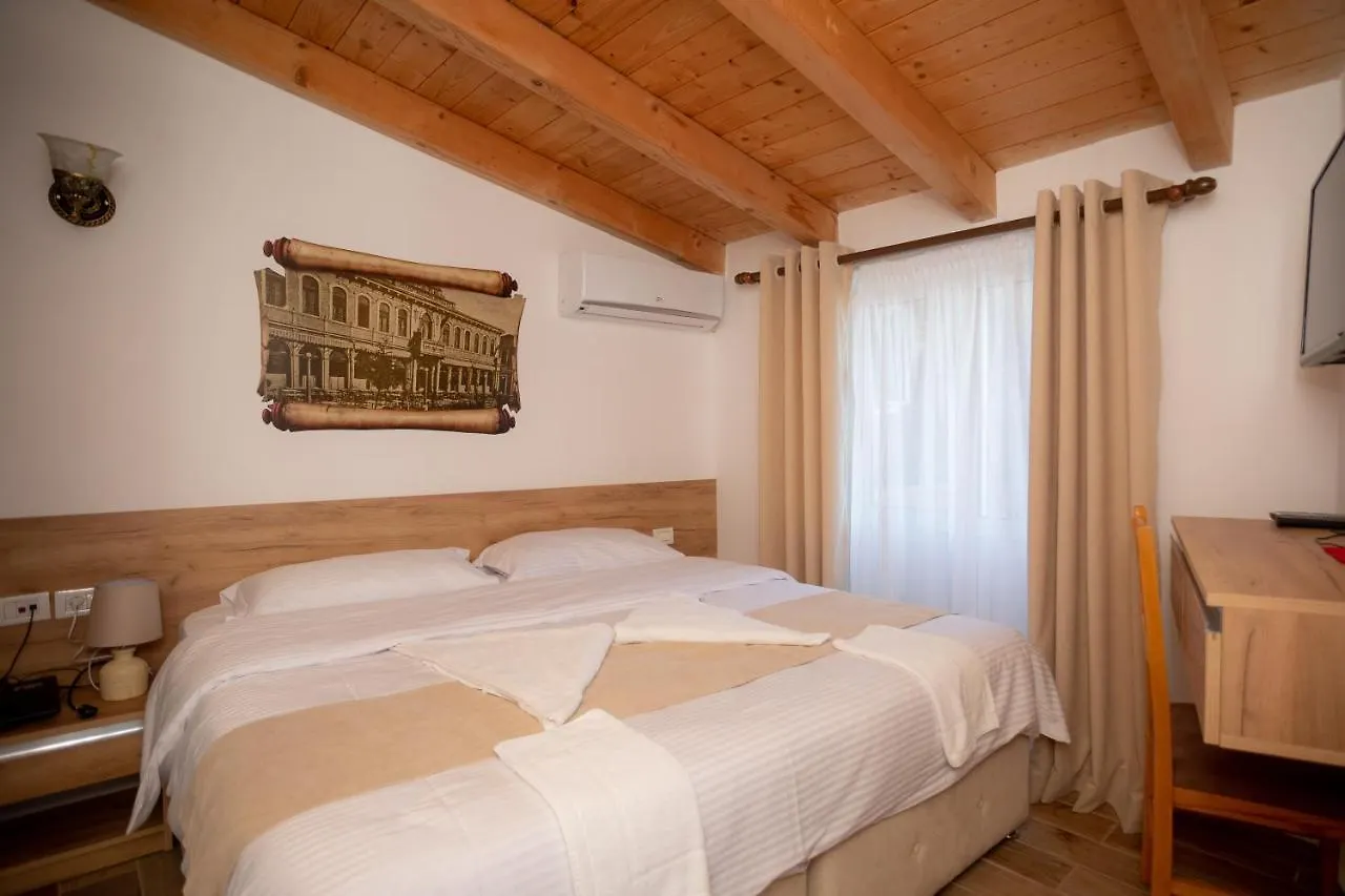 Hotel Grandpa'S House Shkodra